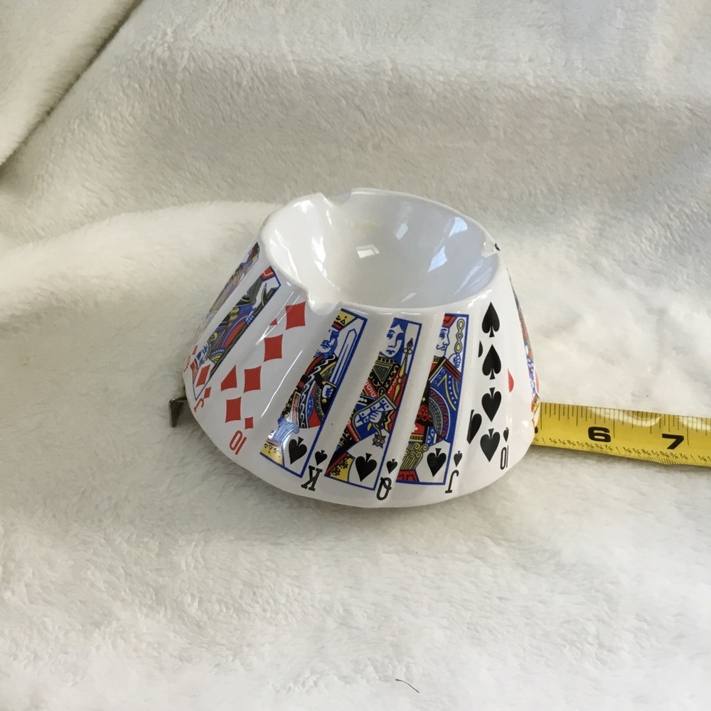~CERAMIC POKER PLAYING CARDS CIGARETTE ASHTRAY~ - Picture 7 of 11